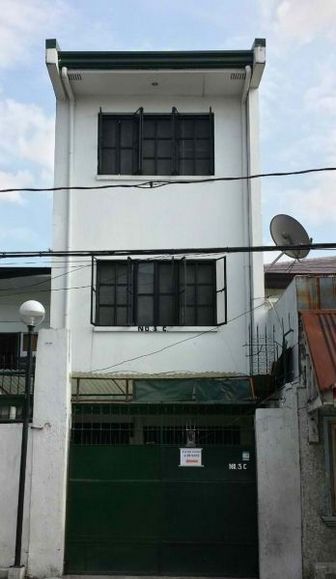 Bedspace in Mandaluyong w WiFi for TRANSIENTS (Clean, Not Crowded)